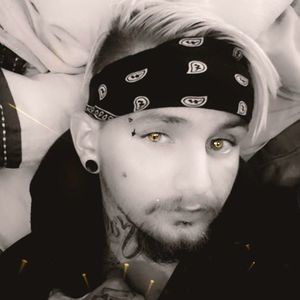 Meet your Posher, Cody